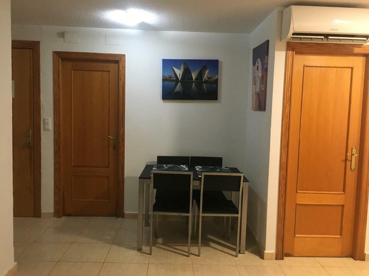 Apartamento Ciudad De Las Ciencias 2 Валенсия Екстериор снимка
